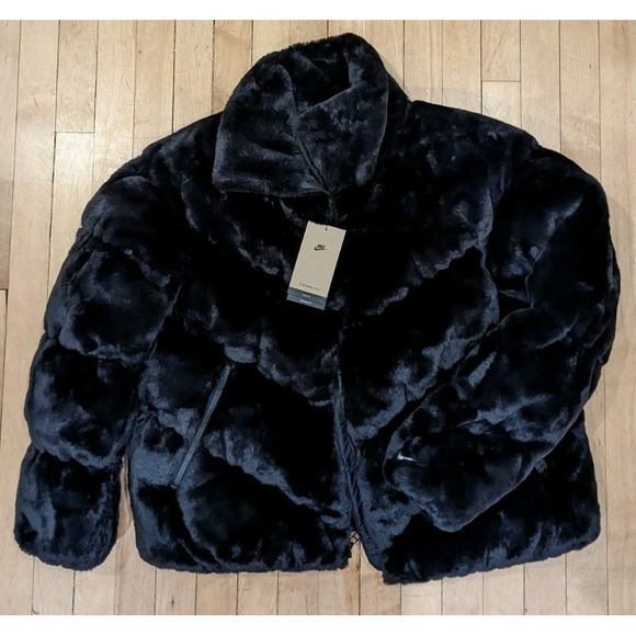 Nike Women's Windpuffer Therma-FIT Loose Faux Fur Jacket Black FV8005-010 Size M - Picture 1 of 10